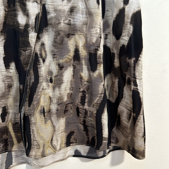 NWT elie Tahari $228 Penbrook briar silk Sleeveless Ruffle blouse - Picture 3 of 3